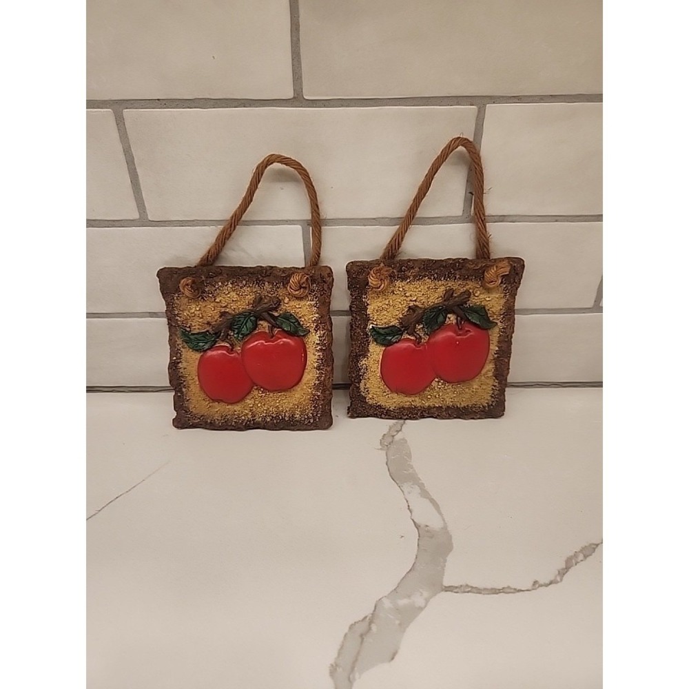 Vintage Apple Kitchen Wall Plaques Country Farmhouse Cottagecore Rustic Set of 2